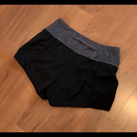 Reebok Running Shorts - Picture 3 of 6